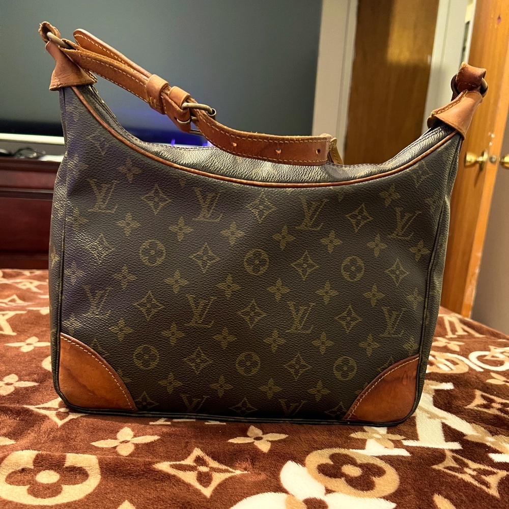 Louis Vuitton Monogram boulongne 30 Shoulder Bag